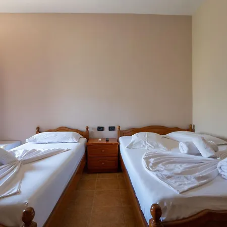 Hotel Nika 2*