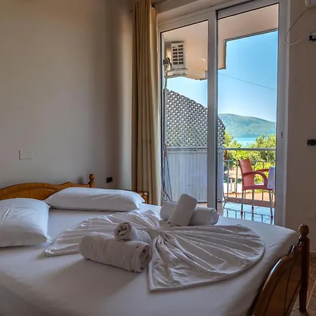 Hotel Nika 2*