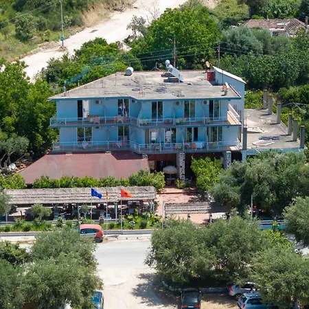 Nika Hotel Radhimë