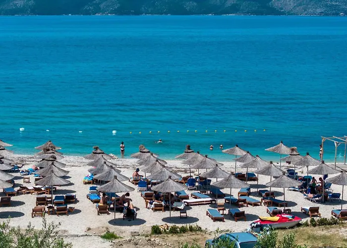 酒店 Nika Radhimë