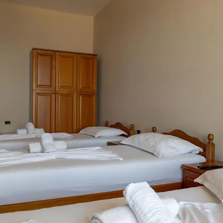 Hotel Nika Radhimë